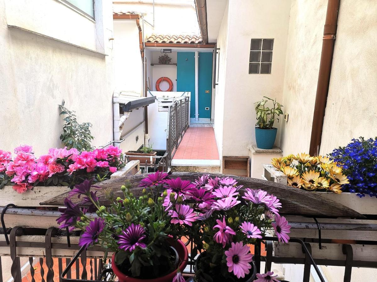 Casuzzamia Apartment Palermo Ngoại thất bức ảnh